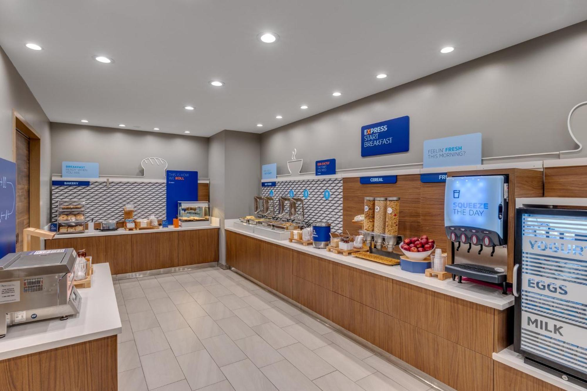 Holiday Inn Express & Suites - Hawaiian Gardens By Ihg المظهر الخارجي الصورة