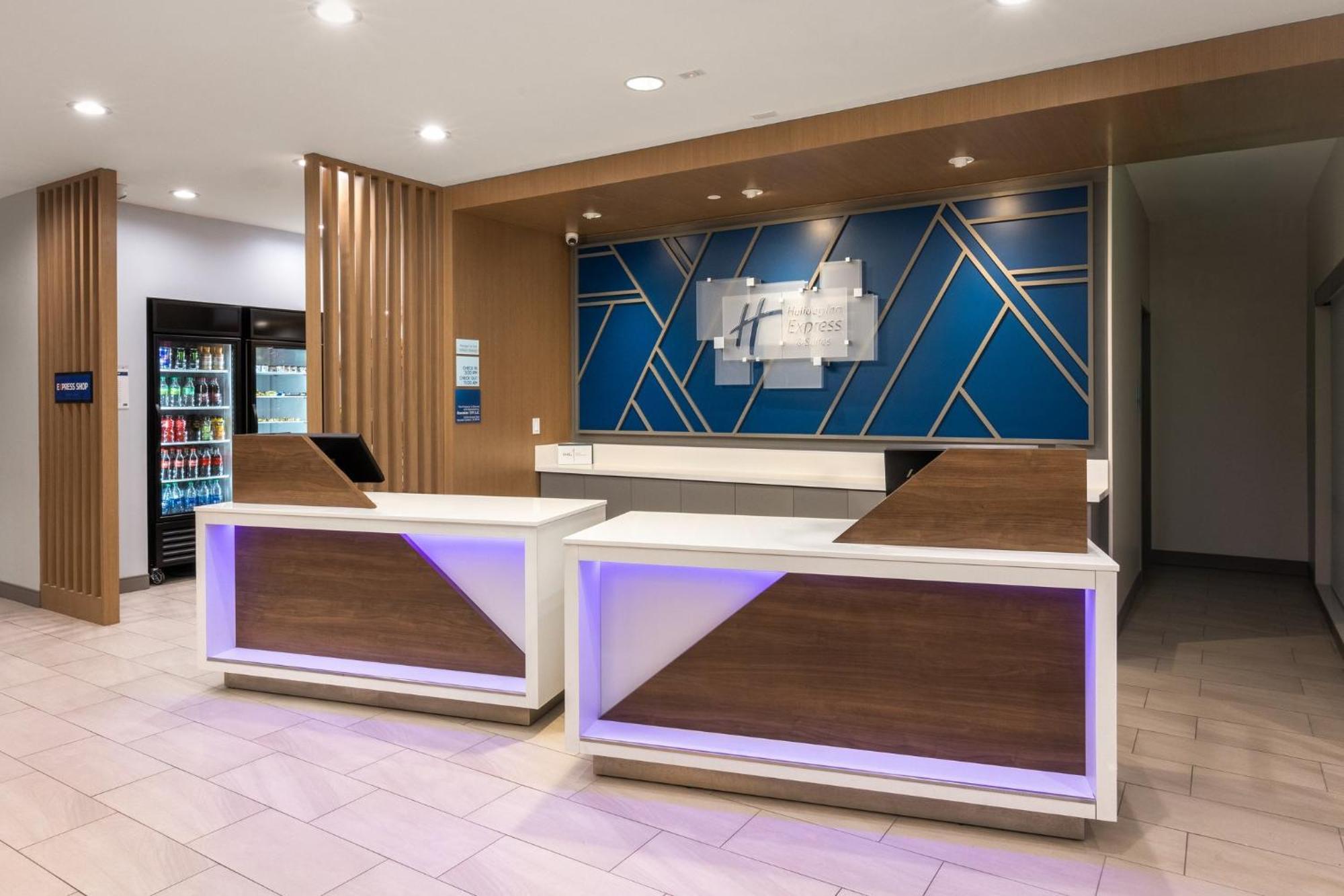 Holiday Inn Express & Suites - Hawaiian Gardens By Ihg المظهر الخارجي الصورة