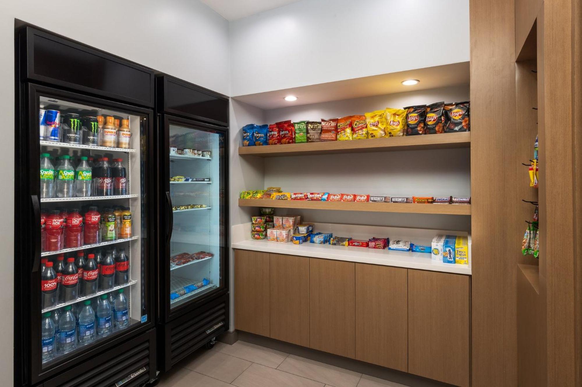 Holiday Inn Express & Suites - Hawaiian Gardens By Ihg المظهر الخارجي الصورة
